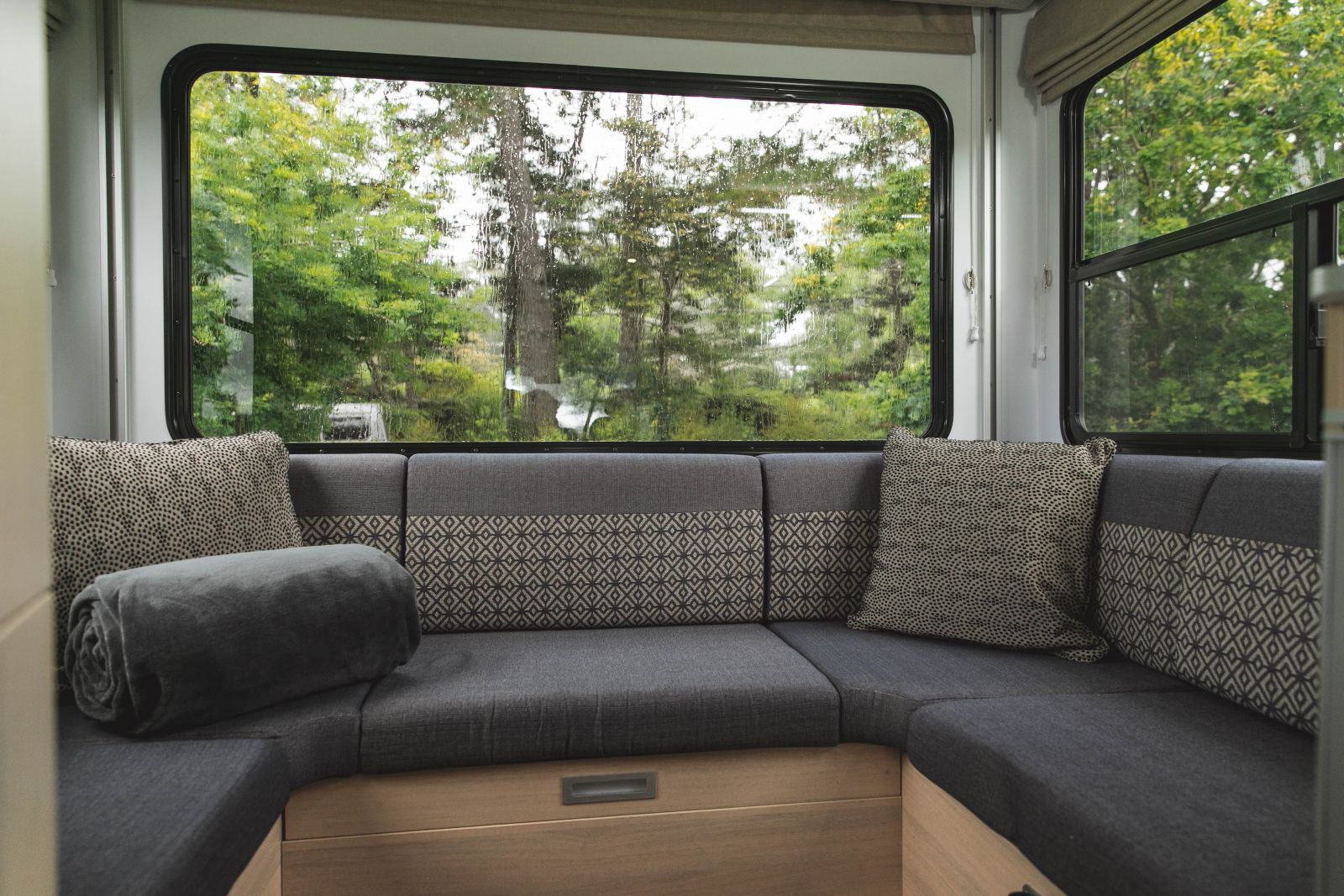 Inside Breeze M660
